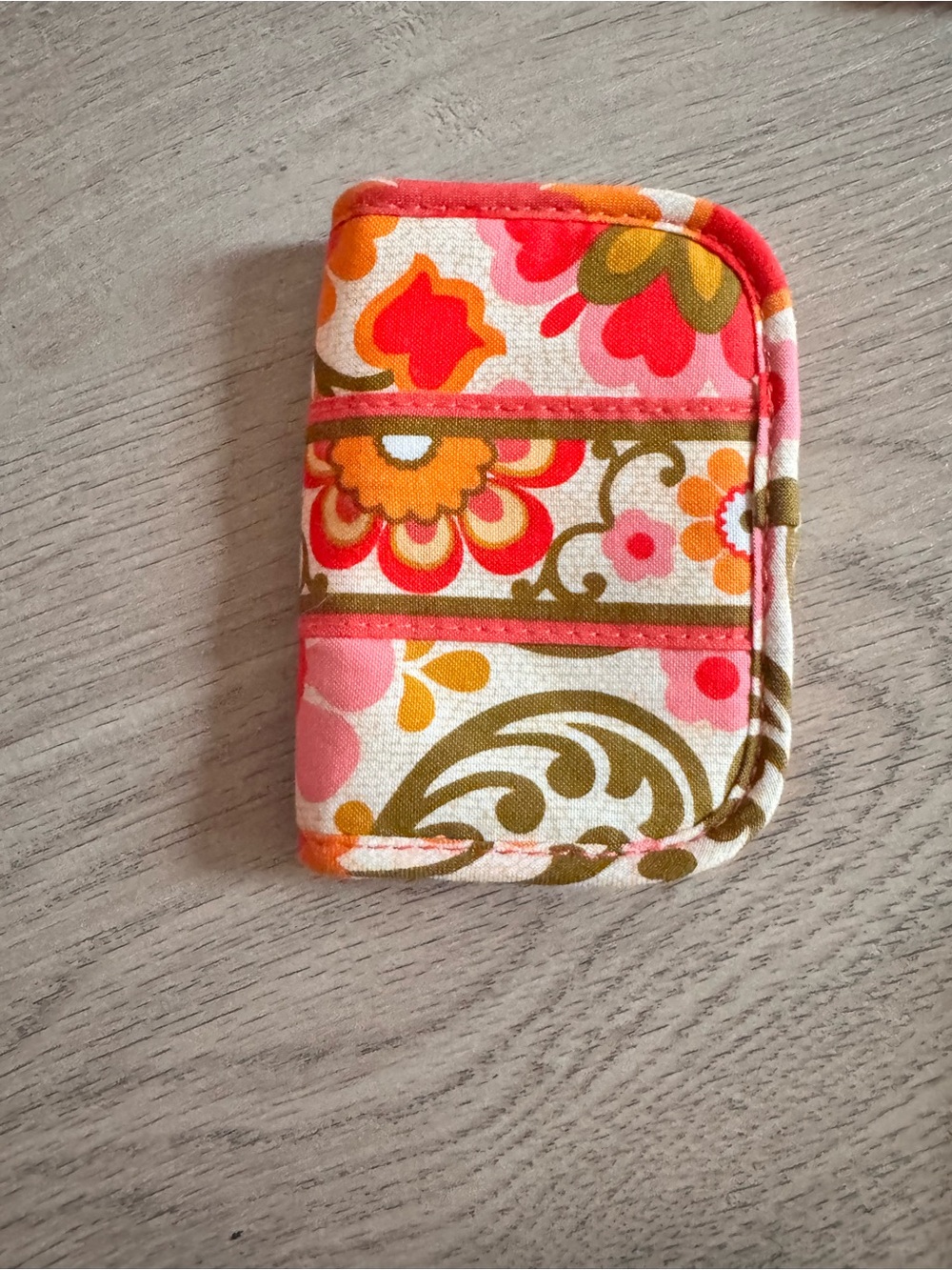Vera Bradley magnetic card case